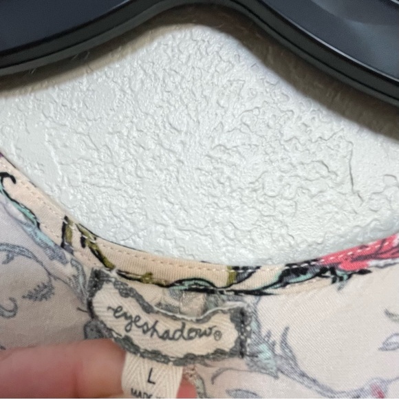 🌲3/$25 Floral Capri Length Jumpsuit - Picture 6 of 6